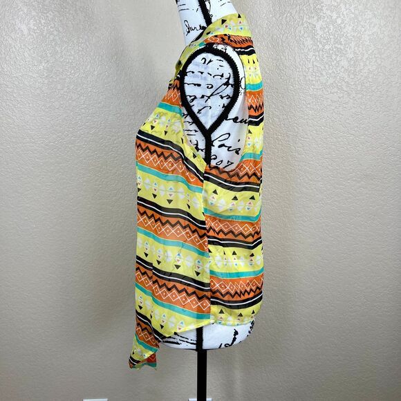 Geri C. Yellow  geometric sleeveless button up collar  top size L beach vacation - Picture 7 of 13